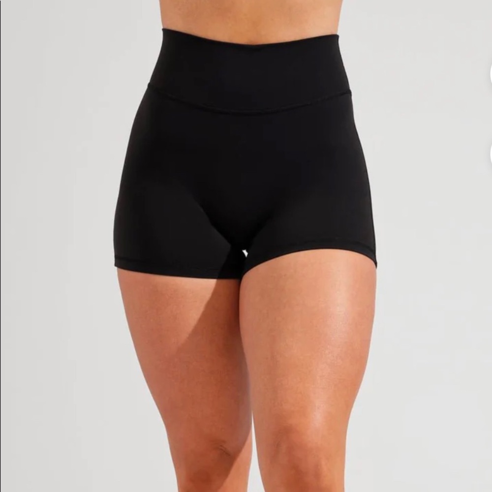 BuffBunny Legacy Shorts-Onyx